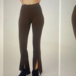 Alo size small. Airbrush high wait 7/8 flutter legging espresso color